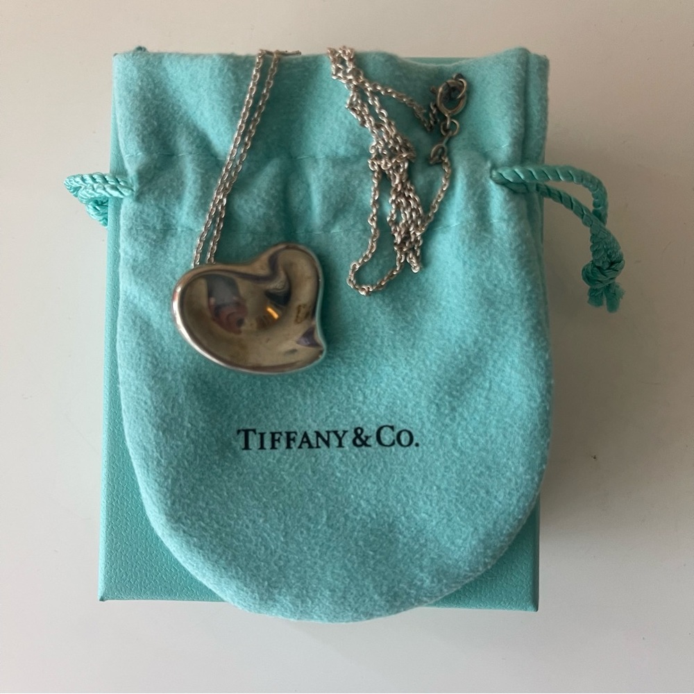 TIFFANY & Co Puff heart silver necklace - Picture 5 of 8
